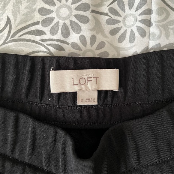 LOFT Black Joggers Size S - Picture 3 of 4